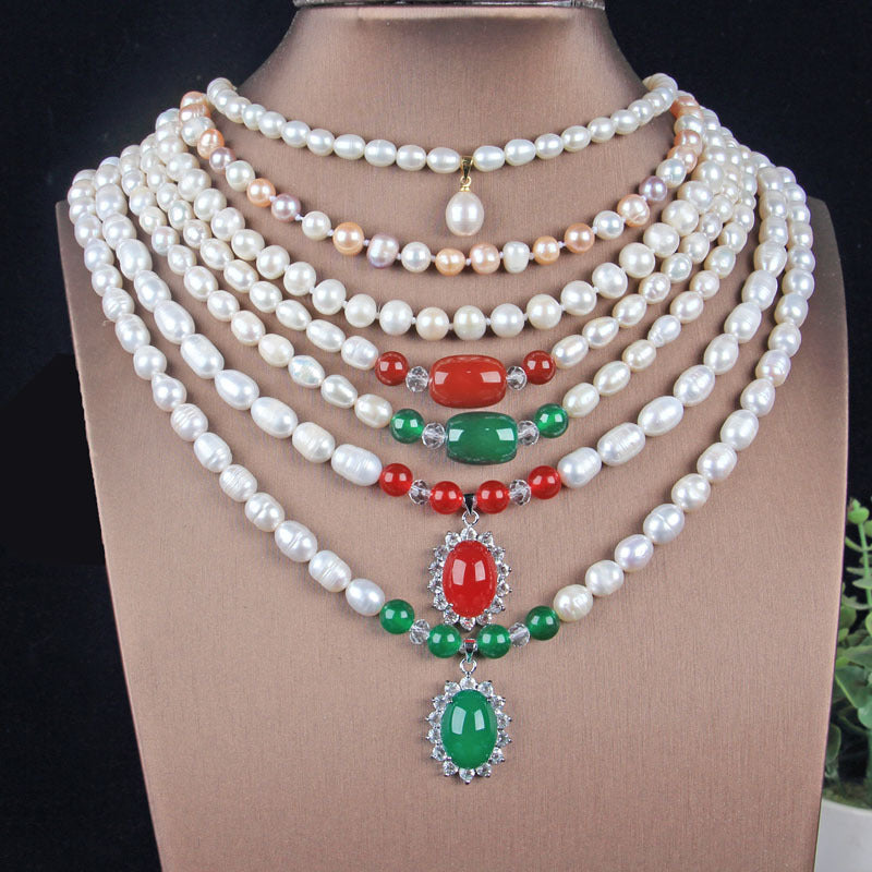 Threaded freshwater pearl necklace with jade pendant Mother chain