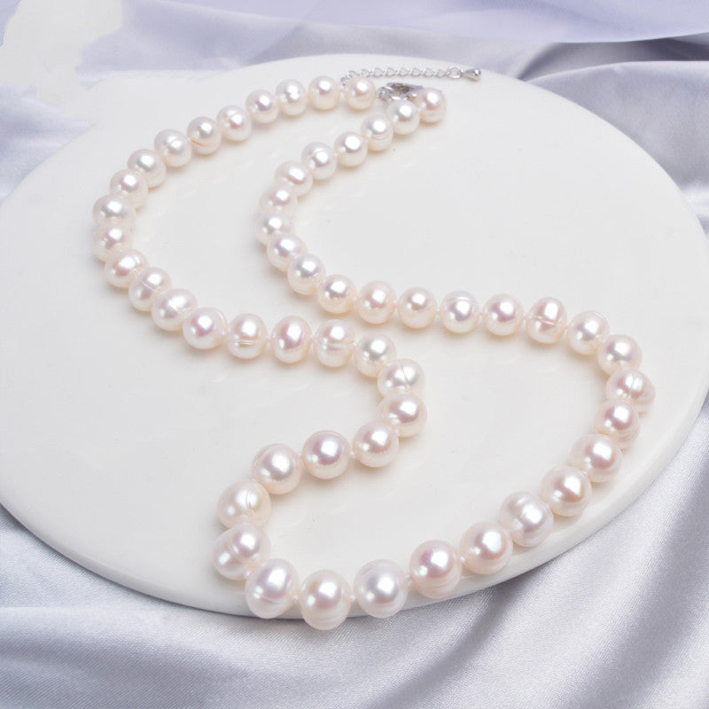 White freshwater pearl necklace