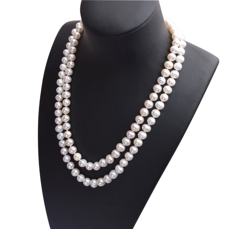 White freshwater pearl necklace