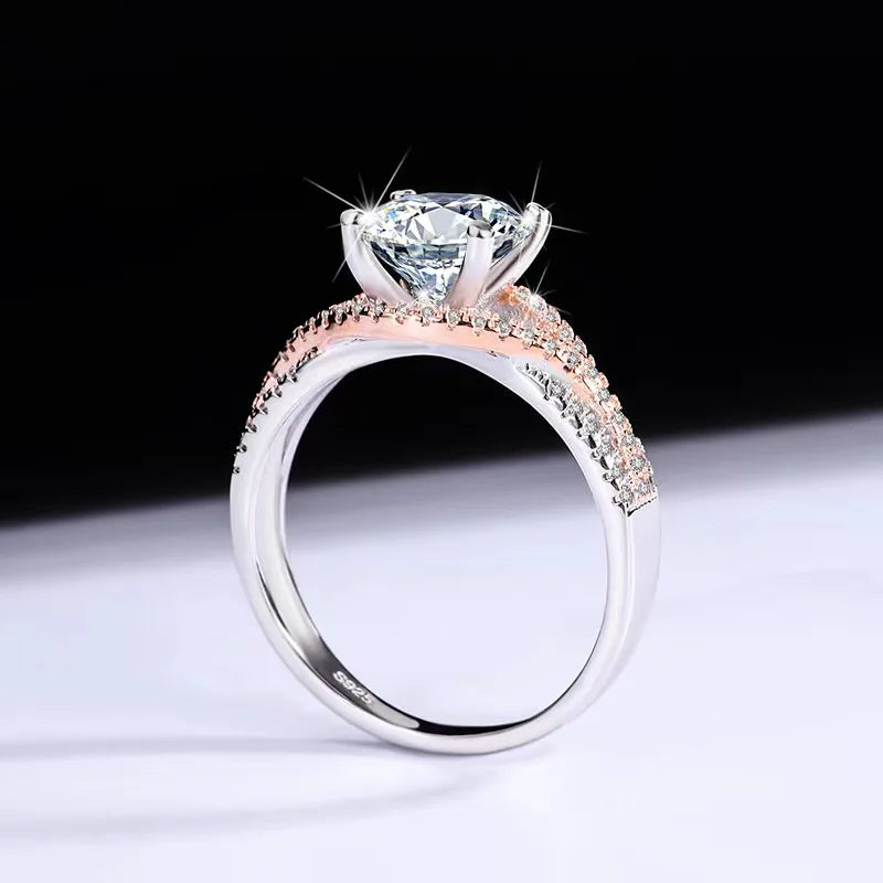 Delilah RING
925 Sterling Silver 2 Carat Moissanite Two-Tone Ring Fashionable Trendy Design