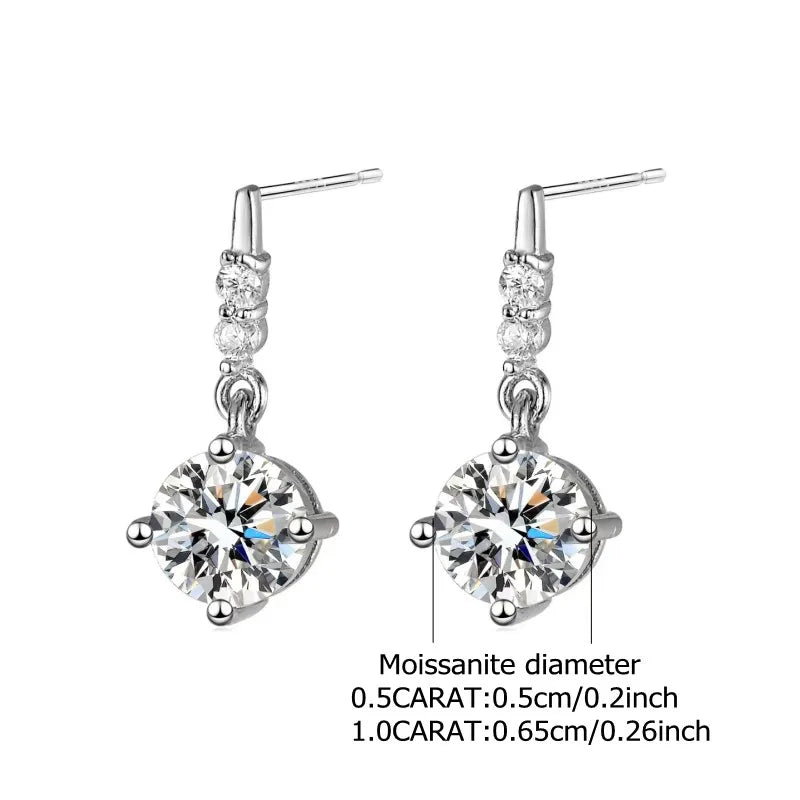 Leah EARRING
925 Sterling Silver Moissanite Diamond Four-Claw Pendant Earrings