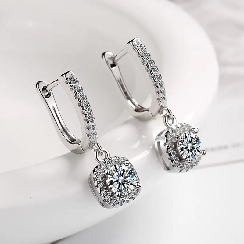 EARRING
D Moissanite 3ct Earrings 925 Sterling Silver Original Certified Moissanite 1ct Hoop Drop Dangle Earrings 2ct Huggie for Women