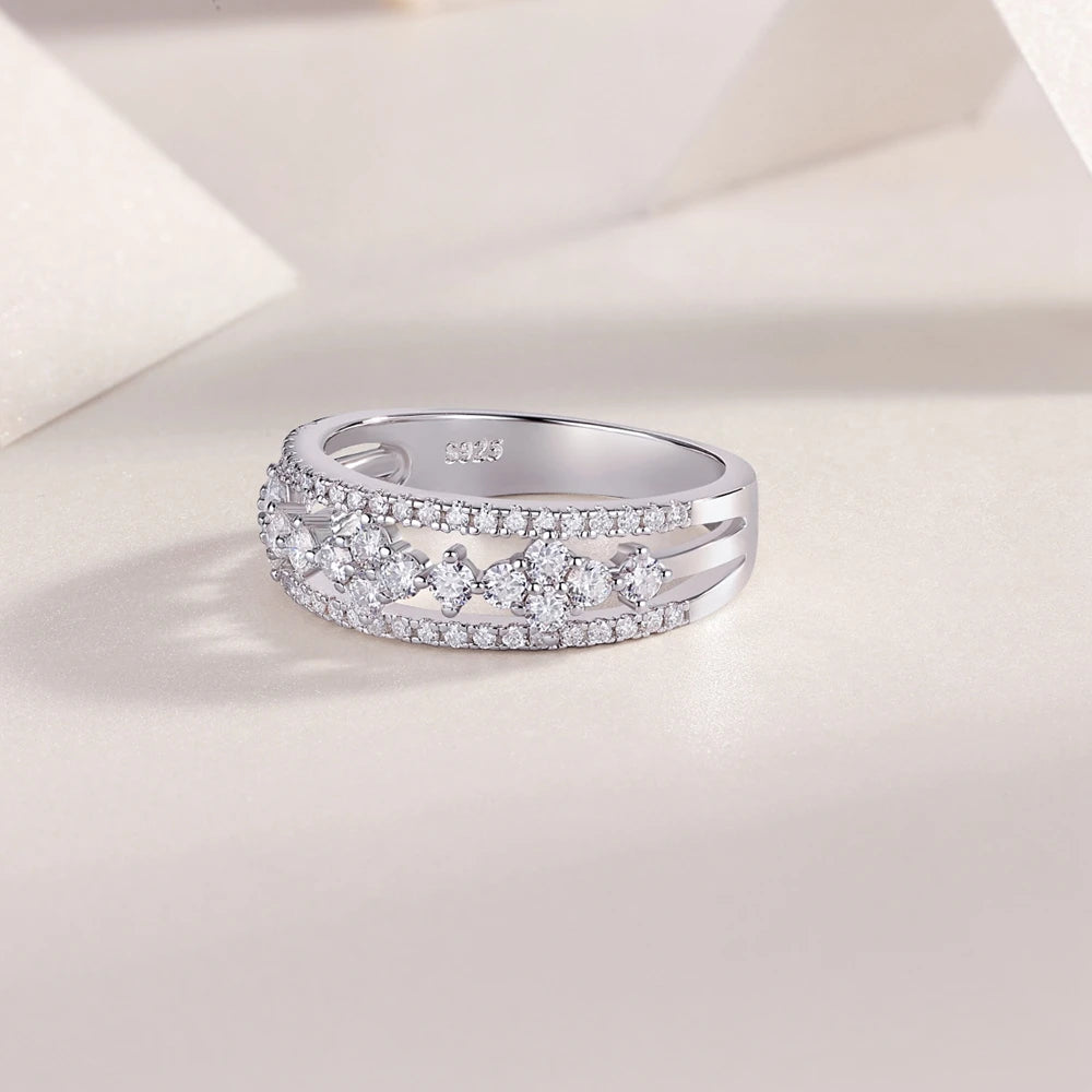 ROMANTIC RING