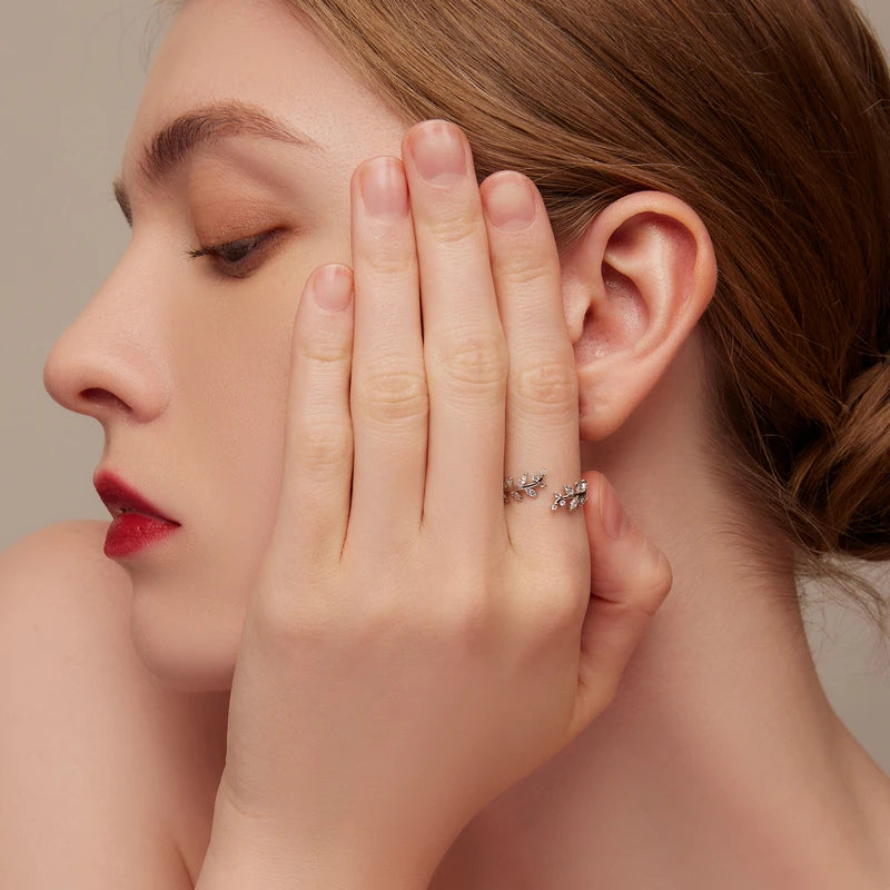 Leaf Open Ring
925 Sterling Silver