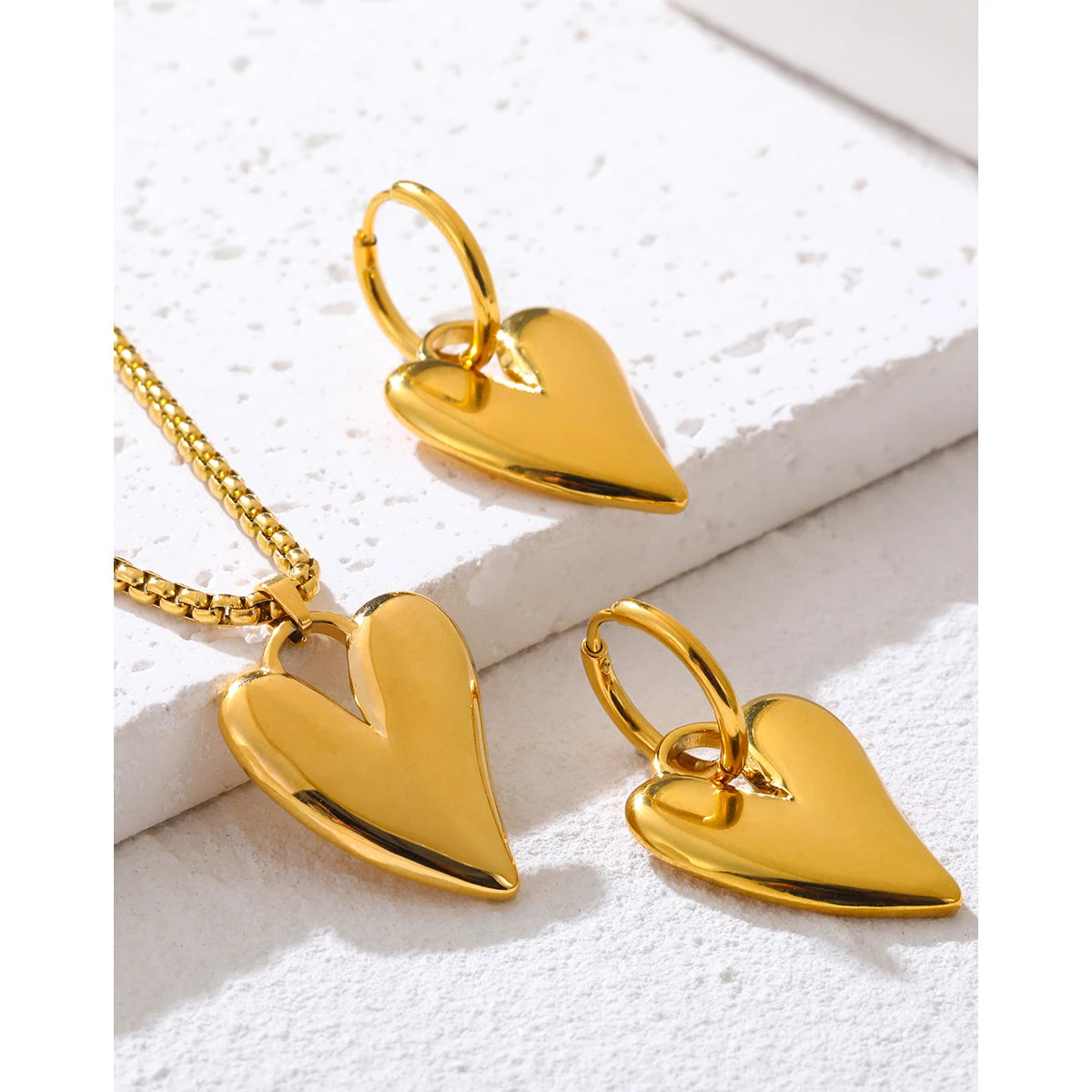 Necklace
-18K Gold Plated Stainless Steel Irregular Heart Necklace Earrings for Women