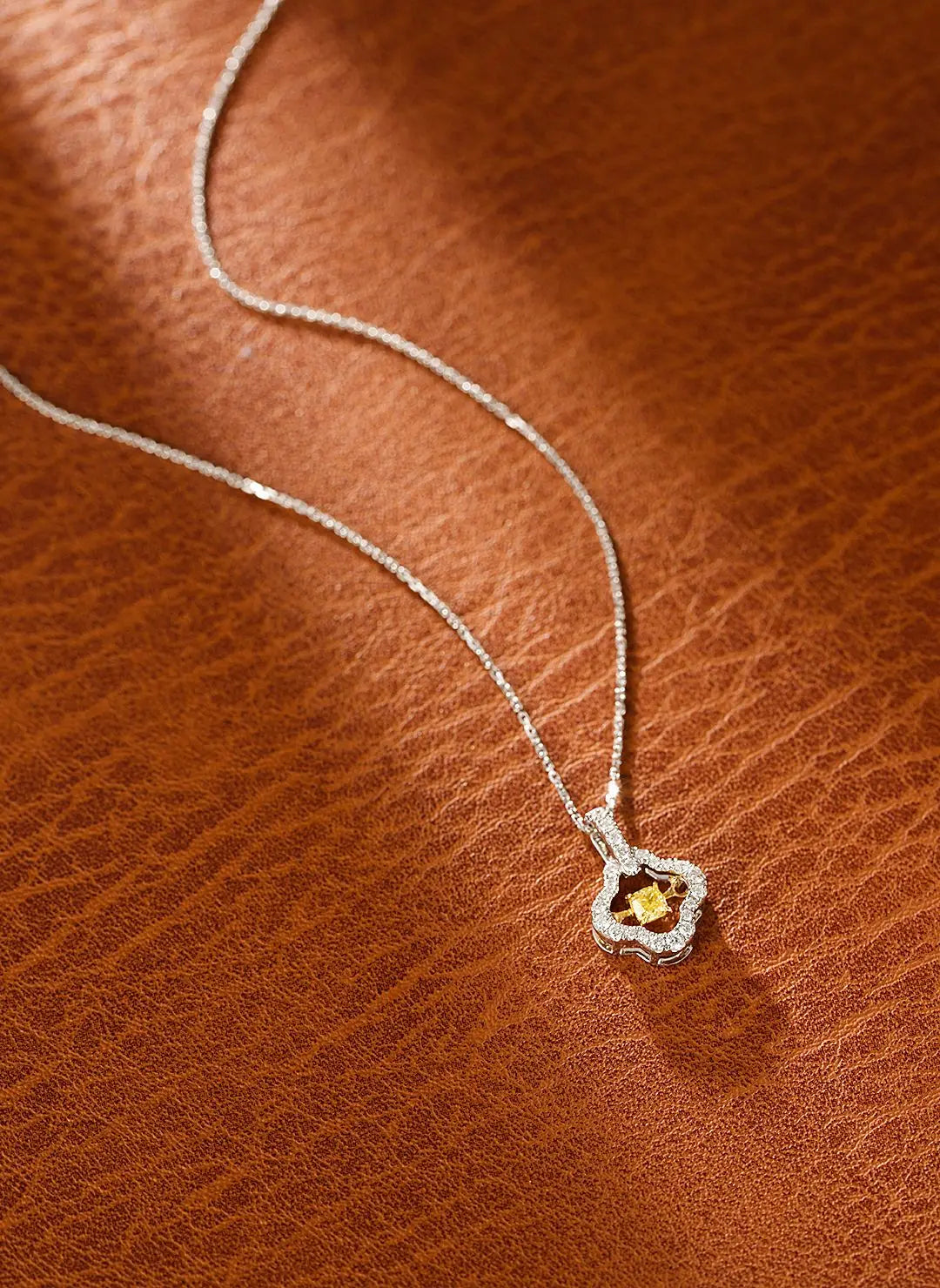 -NECKLACES- Pure 18K Gold Jewelry Solid G18K Natural Yellow Diamonds 0.133ct Pendant Gemstone