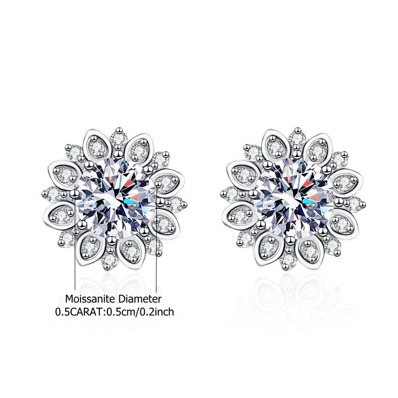 EARRING
925 Sterling Silver 0.5 Carat Moissanite Flower Earrings Cute Casual Fashion Men's Women's Couple Birthday Anniversary Gifts