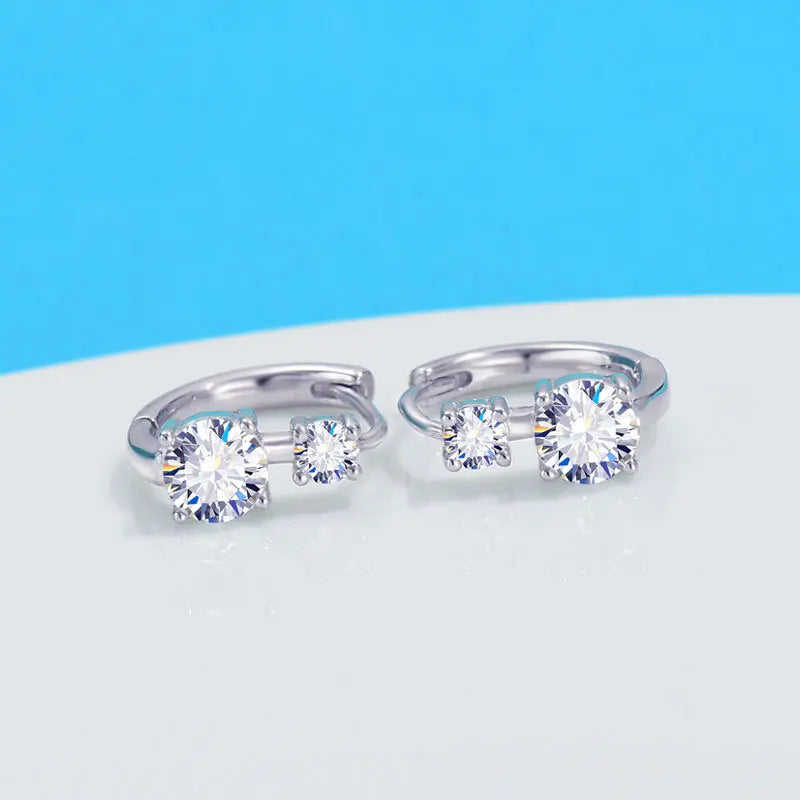 EARRING
925 Sterling Silver 0.6 Carat * 2 Moissanite Double Diamond