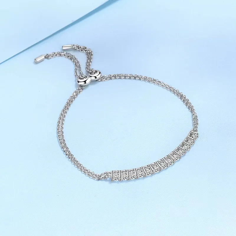 Adora BRACELET
925 Sterling Silver Moissanite 1.3 Carat Bracelet Decoration Casual Fashion Light Luxury Niche Advanced Design Sense for Ladies