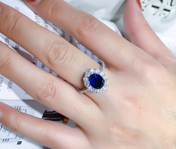 Athena RING
Luxury Women's 925 Silver Special-Interest Design Sapphire Ring