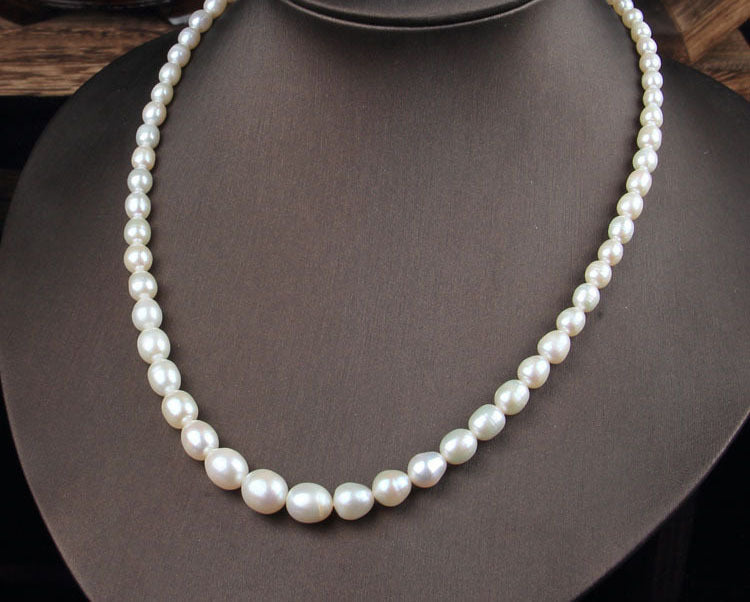 Natural Freshwater Pearl Necklace